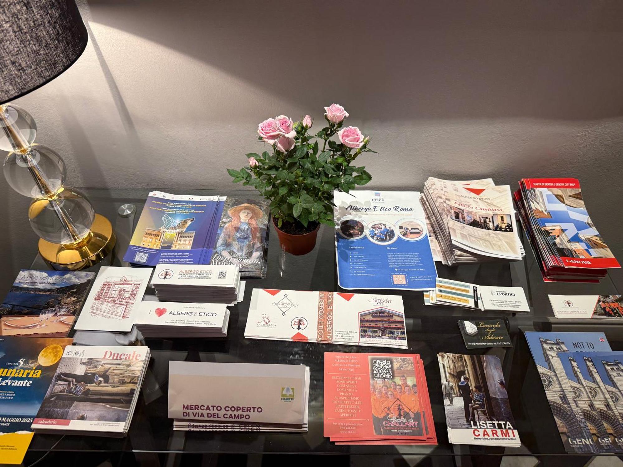 Palazzo Cambiaso Albergo Etico Genova Eksteriør billede